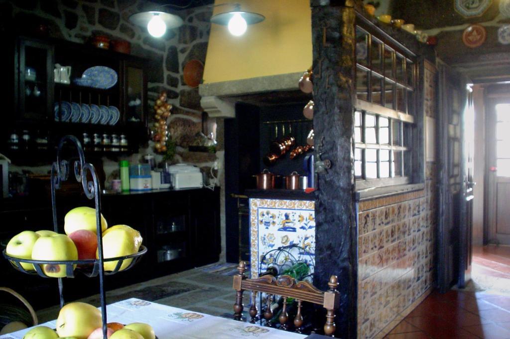 Casa Do Meio Do Povo - Turismo De Habitacao Chaves Eksteriør bilde
